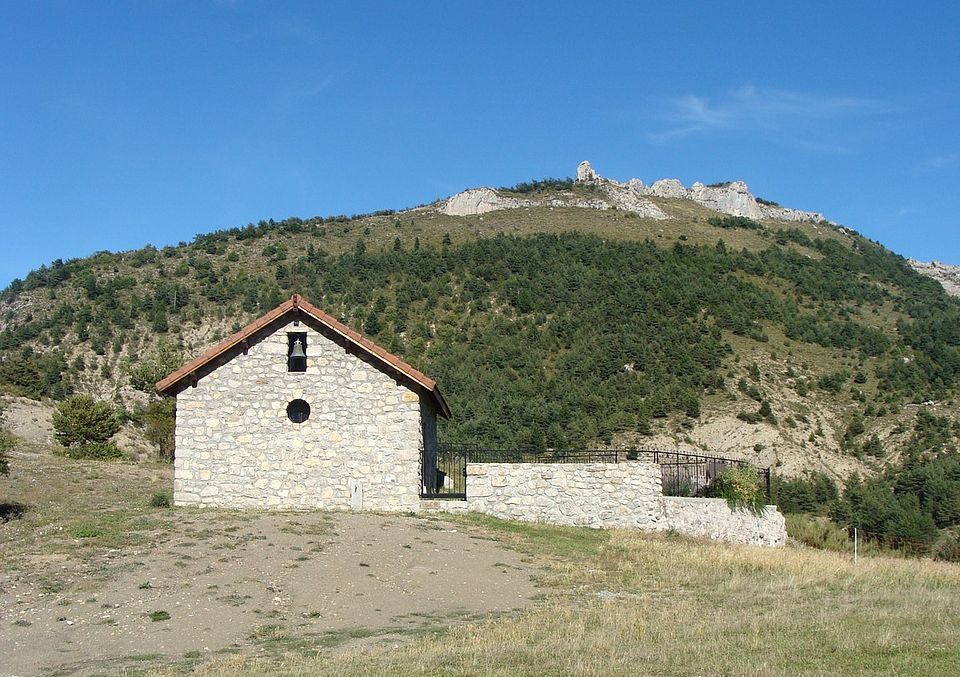 Espréaux et la chapelle Saint-Pierre