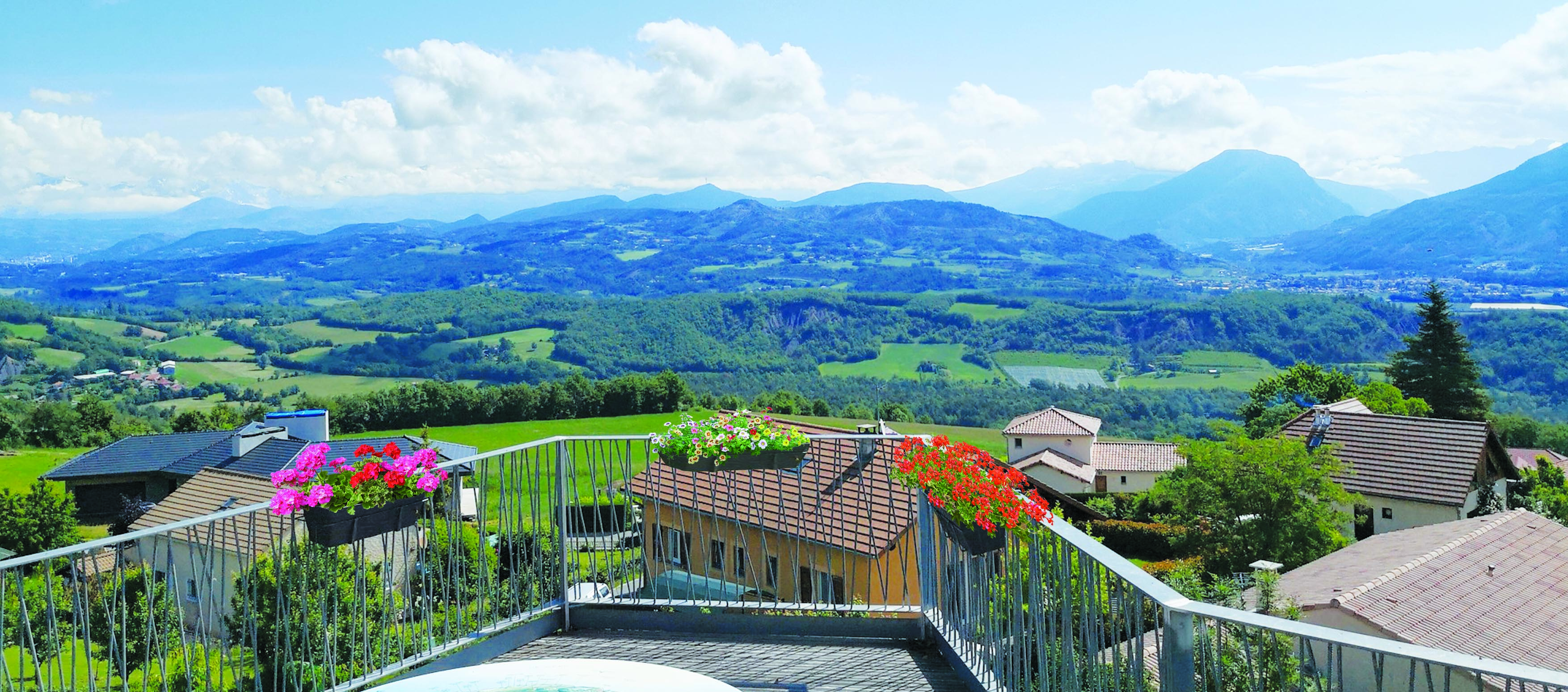 Vue depuis le belvédère du village