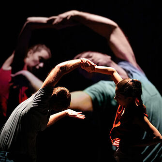 - © Julie Cherki - © Julie Cherki