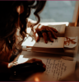 - © @canva - © @canva