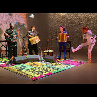 - © Nat Elkeje - © Nat Elkeje